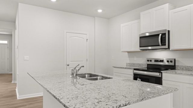 8197 Elkhorn Drive, Fairburn, GA 30213