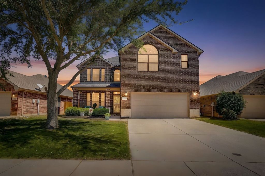 2217 Whitney Drive, Weatherford, TX 76087 — exterior