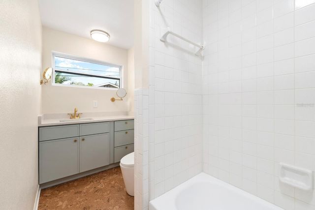 419 64TH AVENUE S, St Petersburg, FL 33705