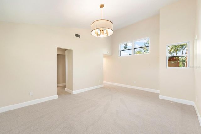 419 64TH AVENUE S, St Petersburg, FL 33705