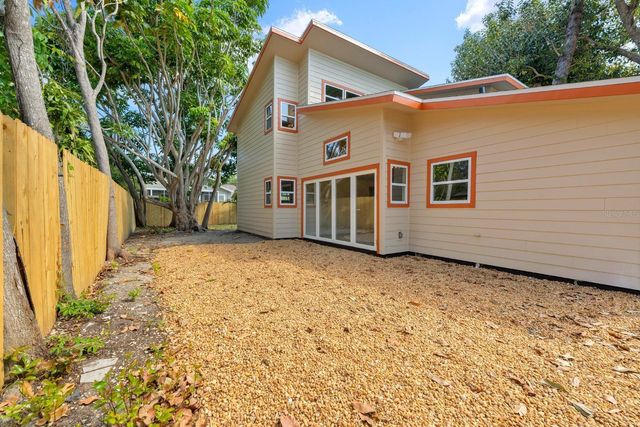 419 64TH AVENUE S, St Petersburg, FL 33705