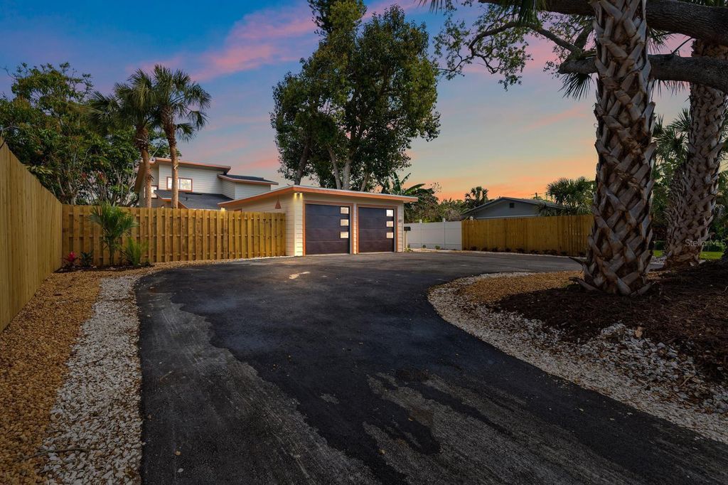 419 64TH AVENUE S, St Petersburg, FL 33705