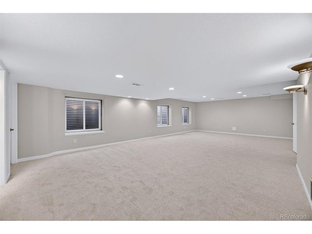 7519 Indian Wells Pl, Lone Tree, CO 80124