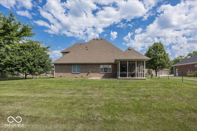 7082 Bitternut Lane, Plainfield, IN 46168