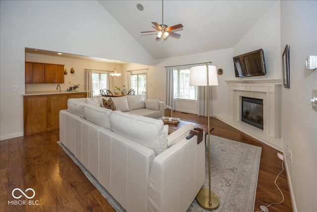 7082 Bitternut Lane, Plainfield, IN 46168