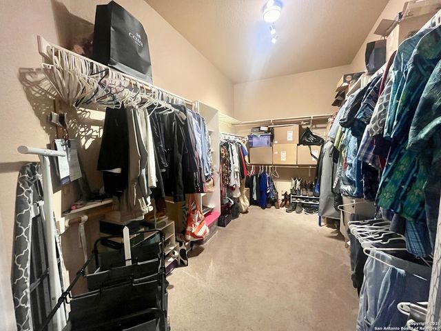 438 Rosewood Dr, La Vernia, TX 78121