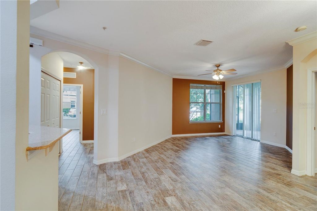 Image 4 of property listing at 11565 MIZZON DRIVE 101/808, Windermere, FL 34786