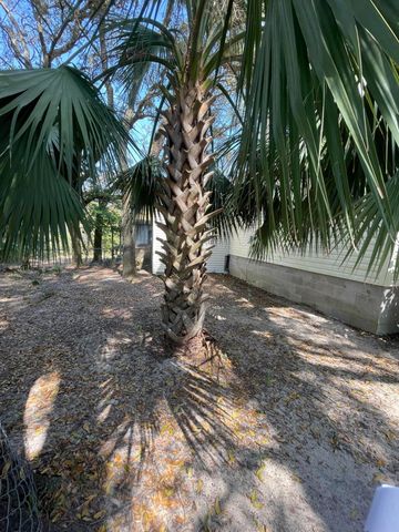 133 3rd Street B, Niceville, FL 32578