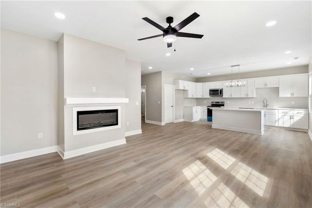 4464 Lane Street, Winston-salem, NC 27105