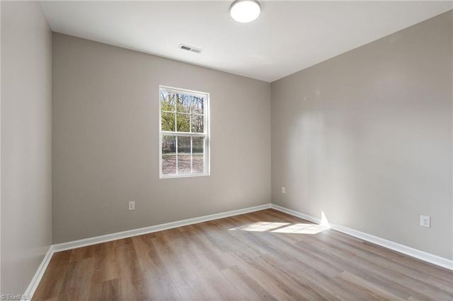 4464 Lane Street, Winston-salem, NC 27105