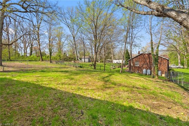 4464 Lane Street, Winston-salem, NC 27105