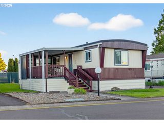 2902 E 2ND St 54, Newberg, OR 97132