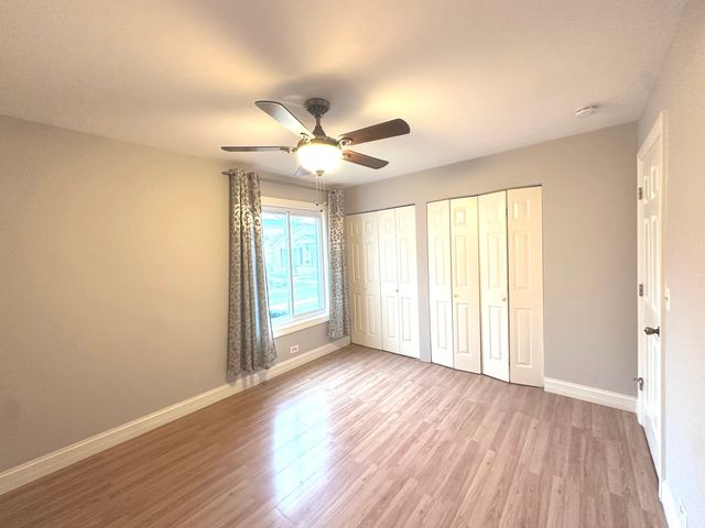 1581 Quaker Lane 107A, Prospect Heights, IL 60070