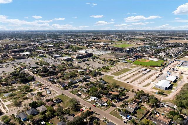 1113 W Chavez Street, Edinburg, TX 78541