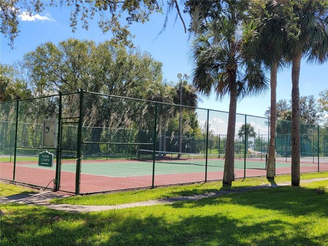 213 YORK COTTAGE DRIVE, Haines City, FL 33844