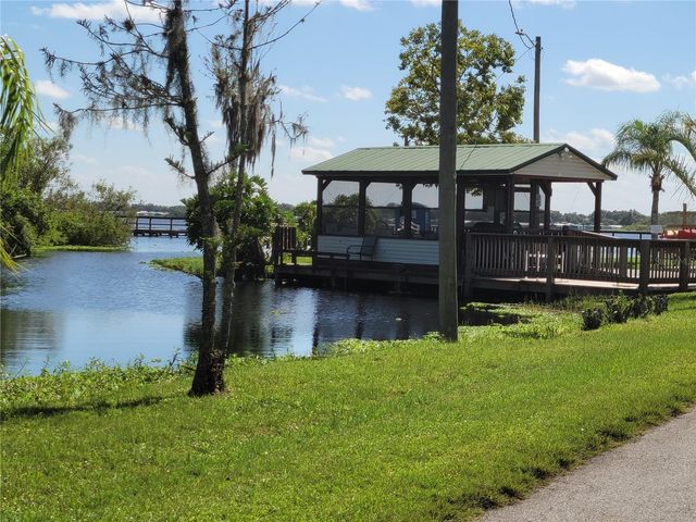 213 YORK COTTAGE DRIVE, Haines City, FL 33844
