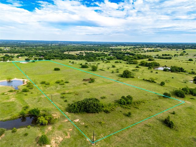 424 County Road 1475, Alvord, TX 76225