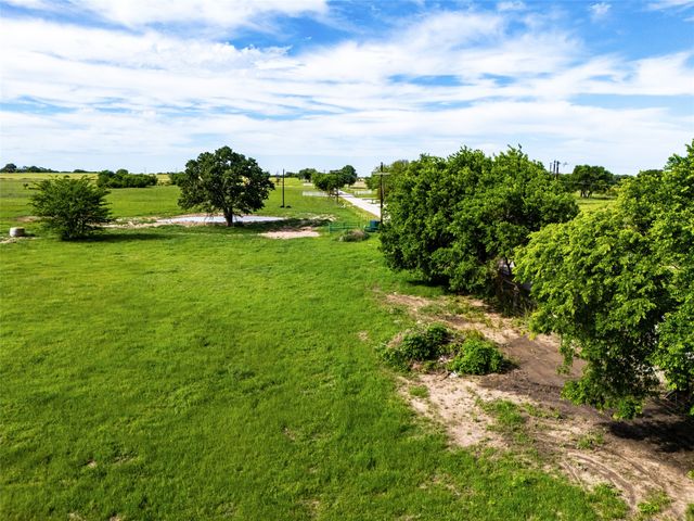 424 County Road 1475, Alvord, TX 76225
