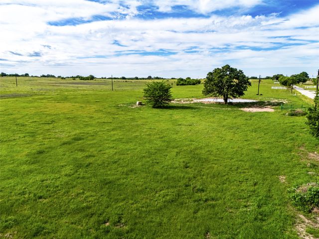 424 County Road 1475, Alvord, TX 76225