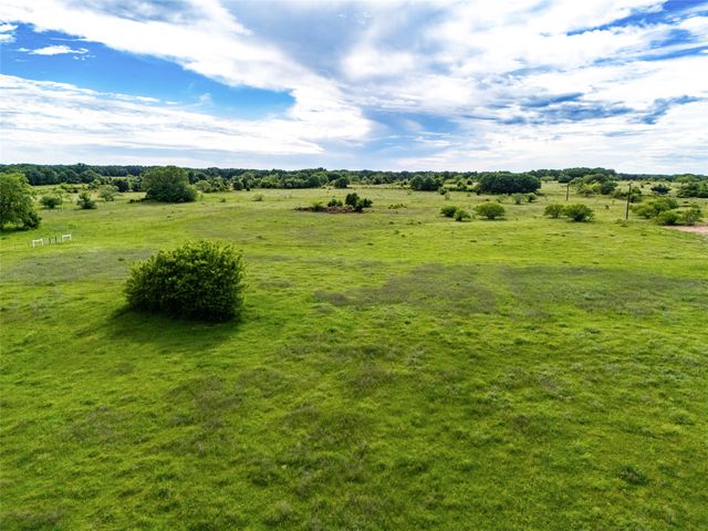 424 County Road 1475, Alvord, TX 76225