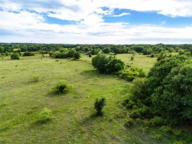 424 County Road 1475, Alvord, TX 76225