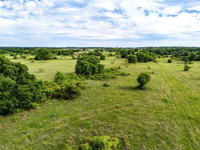 424 County Road 1475, Alvord, TX 76225