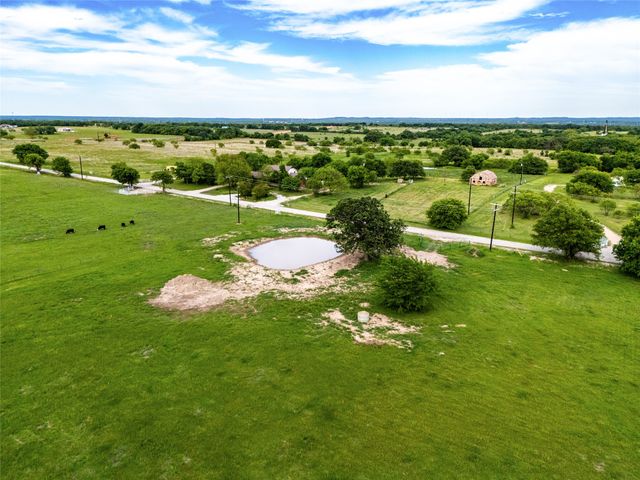 424 County Road 1475, Alvord, TX 76225