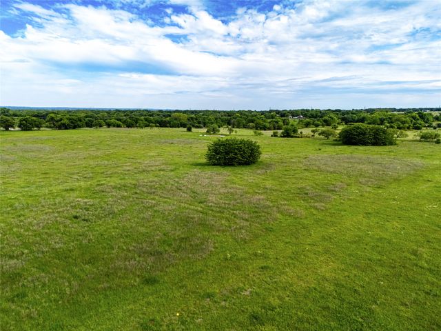424 County Road 1475, Alvord, TX 76225