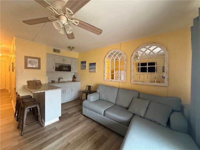 3938 Surfside Blvd 1243, Corpus Christi, TX 78402