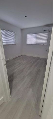 455 Golden Isles Dr 310, Hallandale Beach, FL 33009