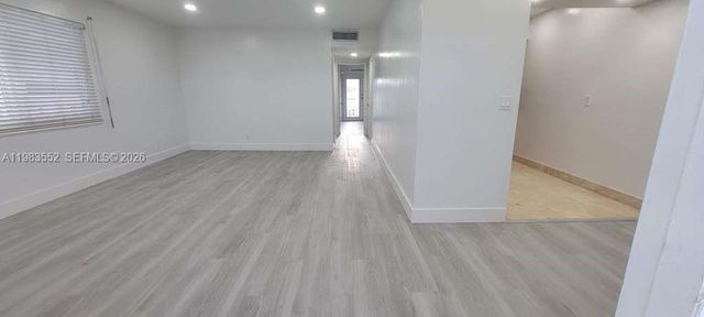 455 Golden Isles Dr 310, Hallandale Beach, FL 33009