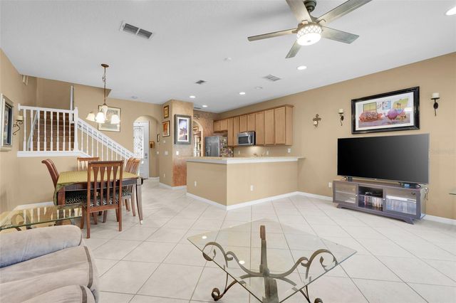 2833 SHADY WILLOW LANE, Oviedo, FL 32765