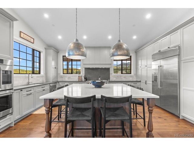 6832 S Valley Dr, Morrison, CO 80465