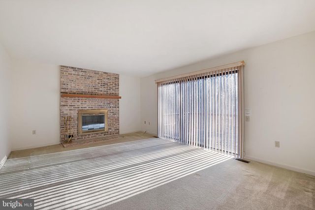 100 CHURCHILL LN, Wilmington, DE 19808