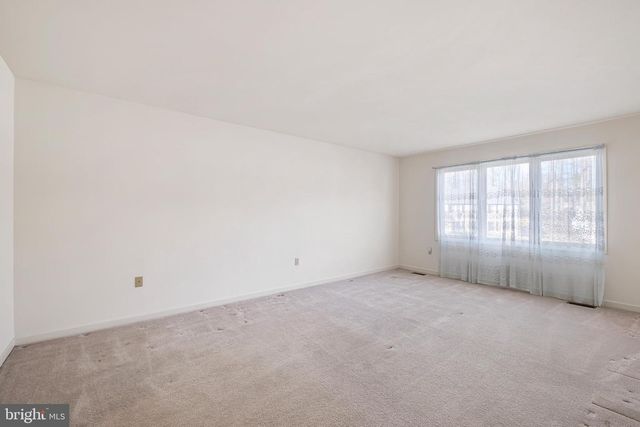 100 CHURCHILL LN, Wilmington, DE 19808