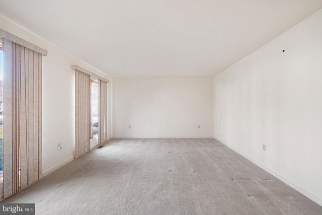 100 CHURCHILL LN, Wilmington, DE 19808