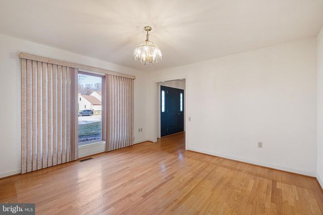 100 CHURCHILL LN, Wilmington, DE 19808