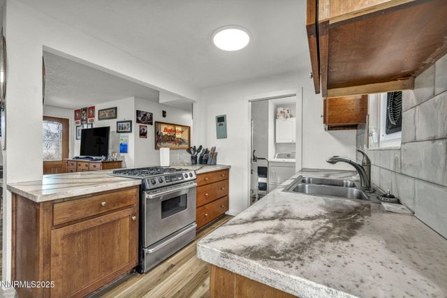 5680 Dolores Drive, Sparks, NV 89436