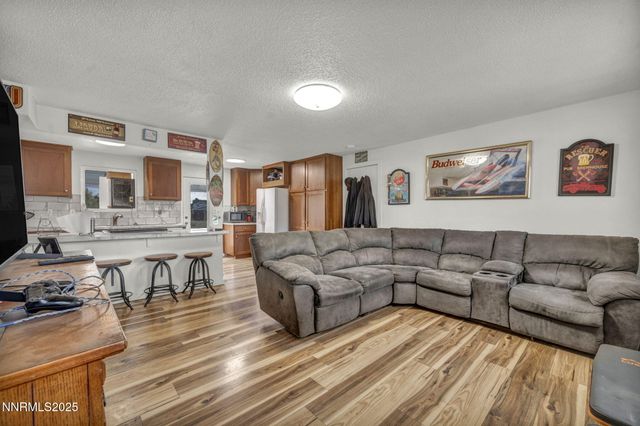 5680 Dolores Drive, Sparks, NV 89436