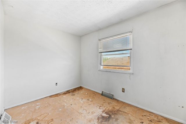 152 Kreiner Avenue, Akron, OH 44312