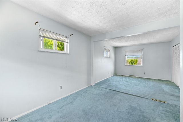 152 Kreiner Avenue, Akron, OH 44312