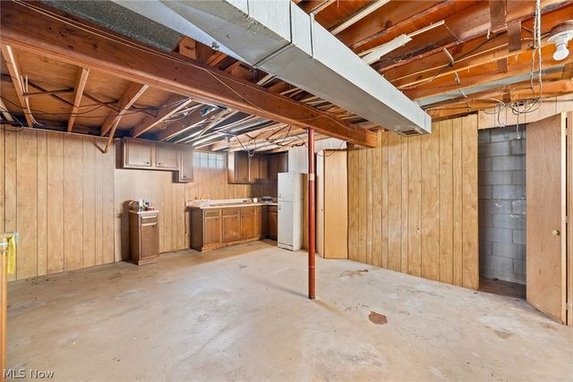 152 Kreiner Avenue, Akron, OH 44312
