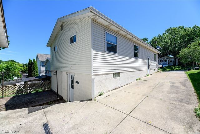 152 Kreiner Avenue, Akron, OH 44312