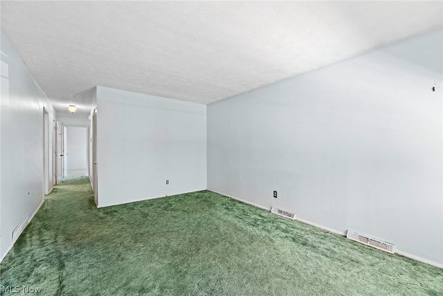 152 Kreiner Avenue, Akron, OH 44312