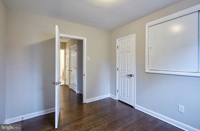 42 RUSSELL RD, Willow Grove, PA 19090