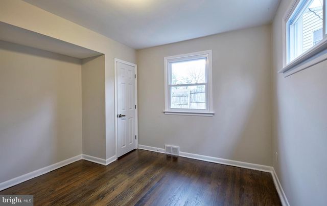 42 RUSSELL RD, Willow Grove, PA 19090