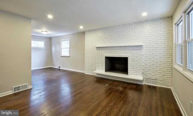 42 RUSSELL RD, Willow Grove, PA 19090