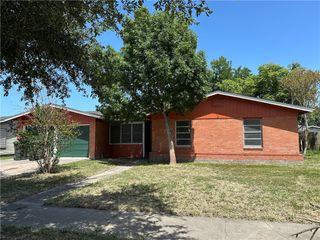 4814 Jean St, Corpus Christi, TX 78411