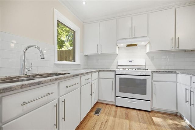 963 S Columbia Drive, Decatur, GA 30030