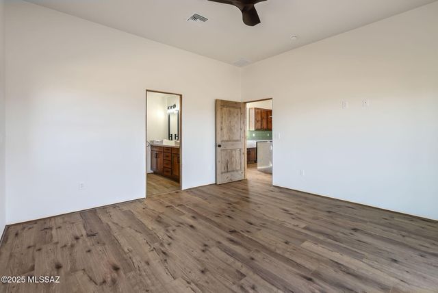 109 Red Mountain Court, Patagonia, AZ 85624